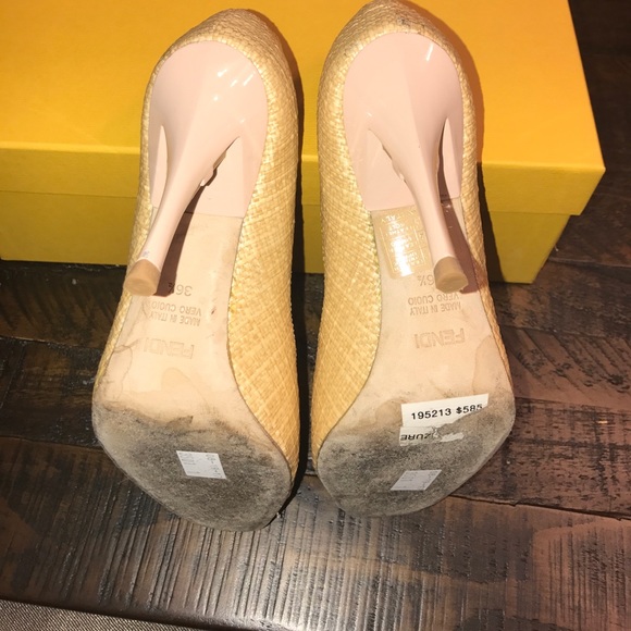 Authentic Fendi shoes. - Picture 3 of 8