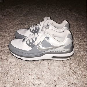 NIKE AIR MAX SNEAKERS