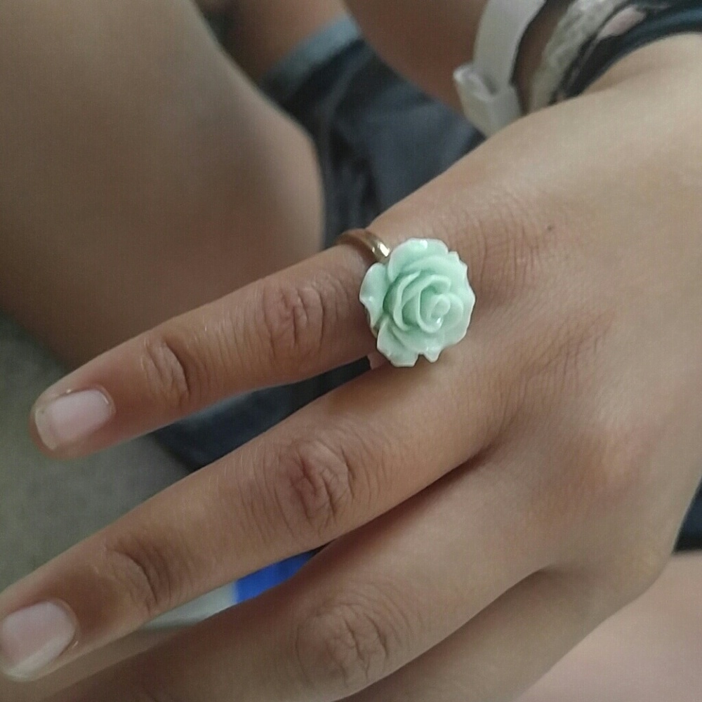 Turquoise flower ring