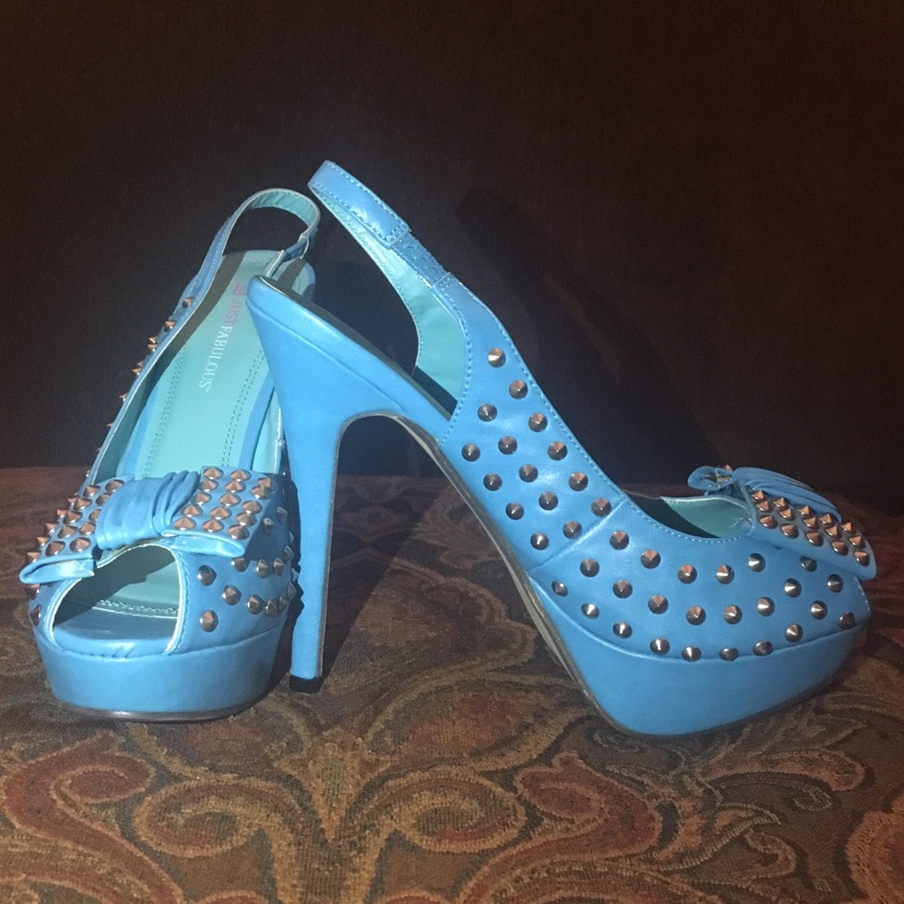 Studded pumps