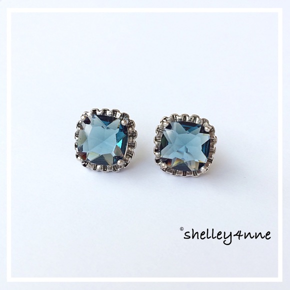 Navy Statement Studs - Picture 3 of 3