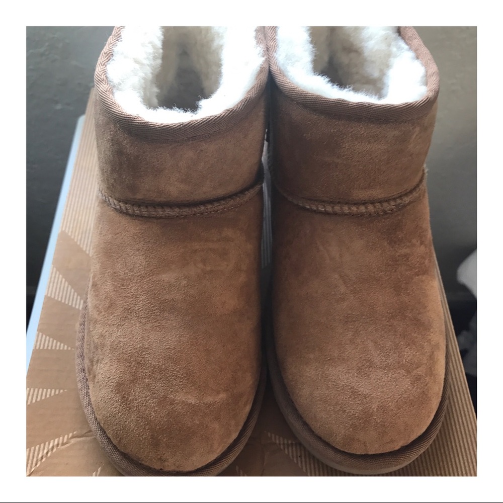 Ugg Boots Big Kid Size 3
