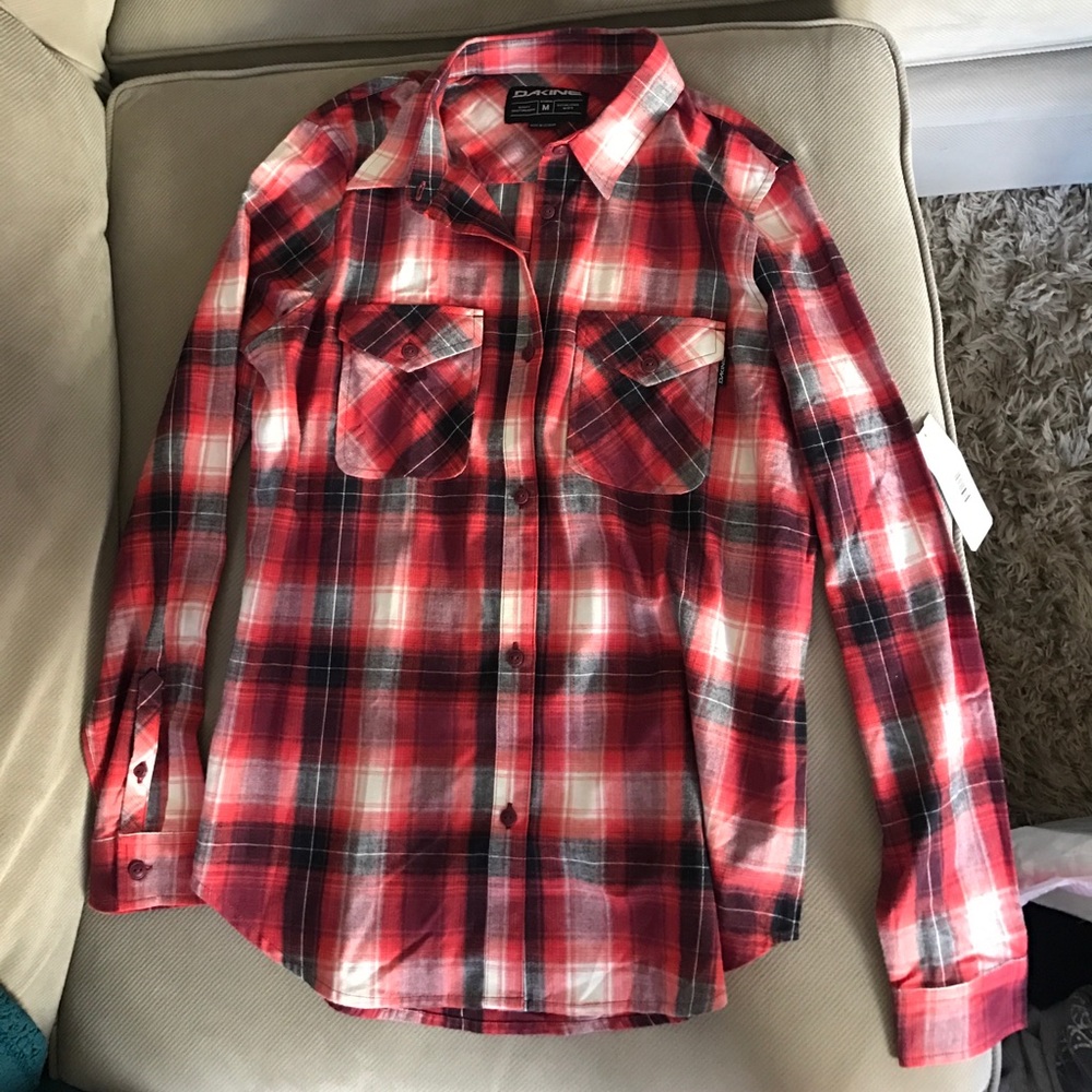 RED DAKINE FLANNEL SIZE MEDIUM