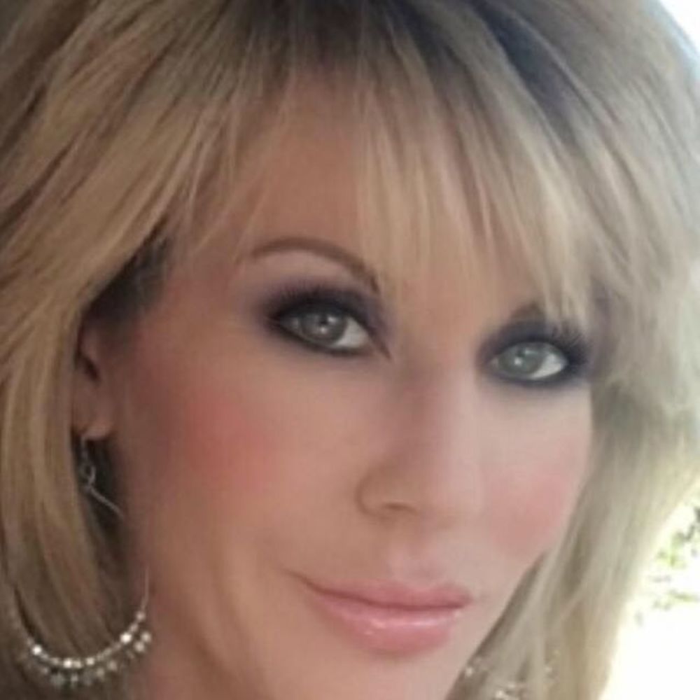 Meet your Posher, Sandy