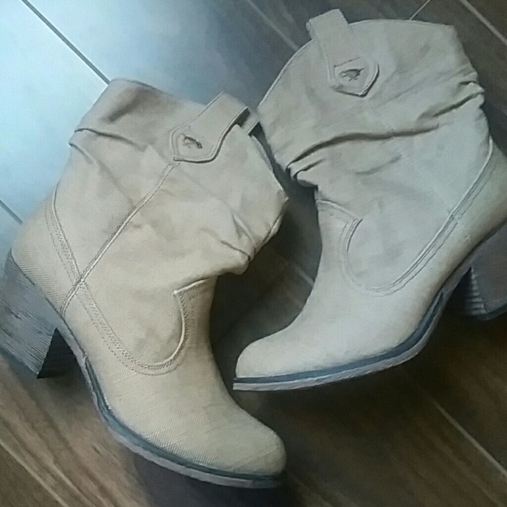 Rocket Dog Western Boot