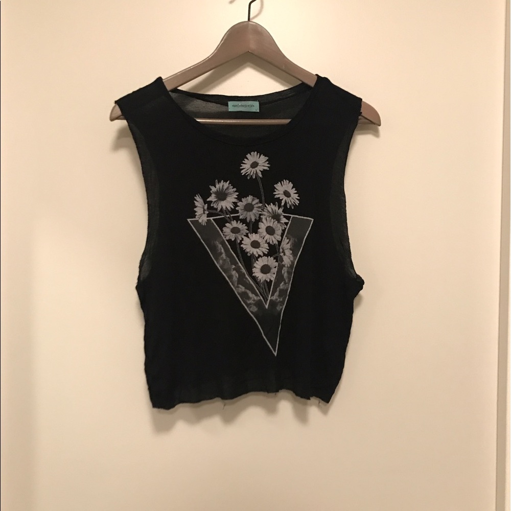 Workshop sheer crop tank