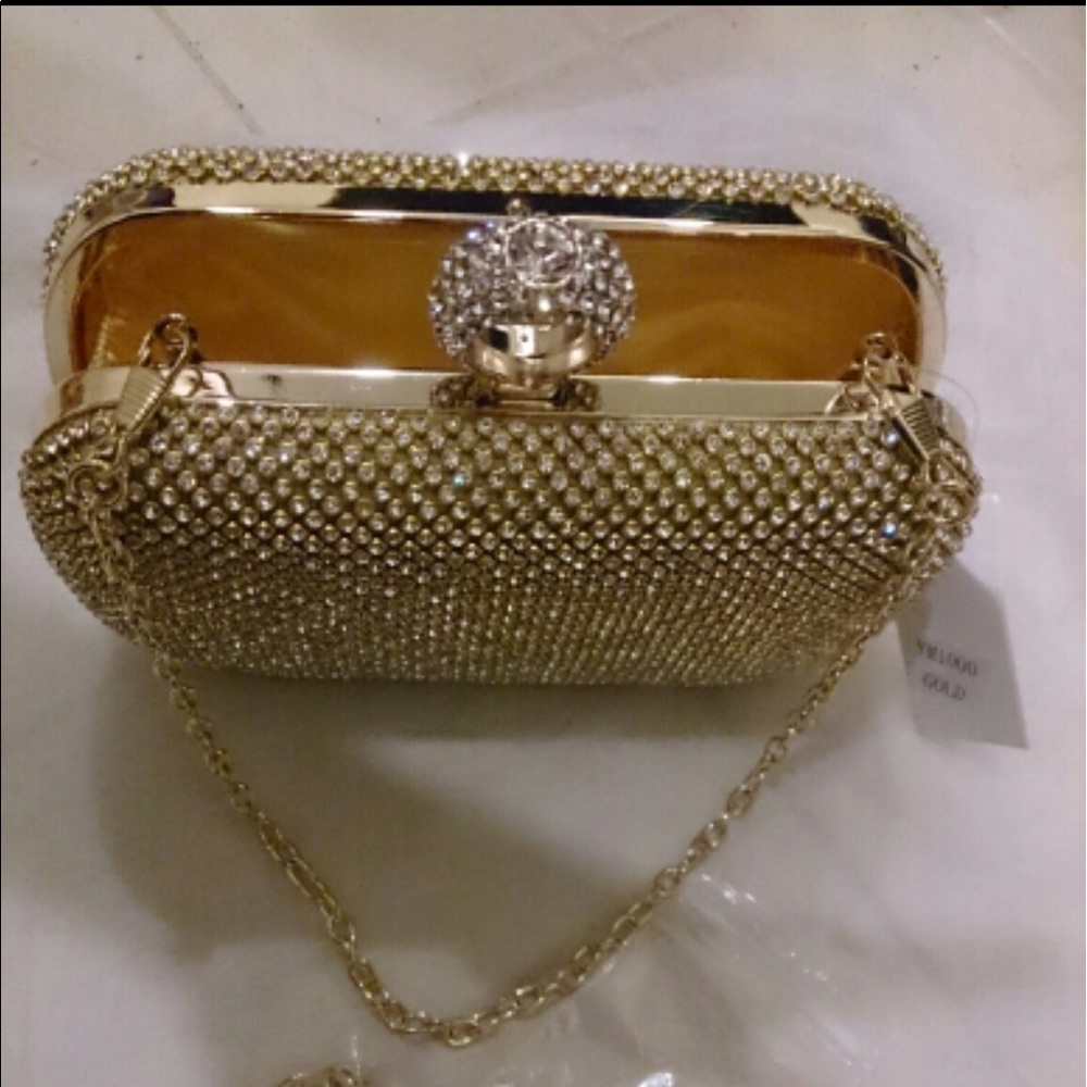 🎉Just In🎉Simulated Diamond Studded Clutch - Picture 2 of 8