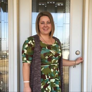 Meet your Posher, Cortney