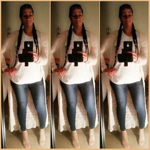 Meet your Posher, Alexis