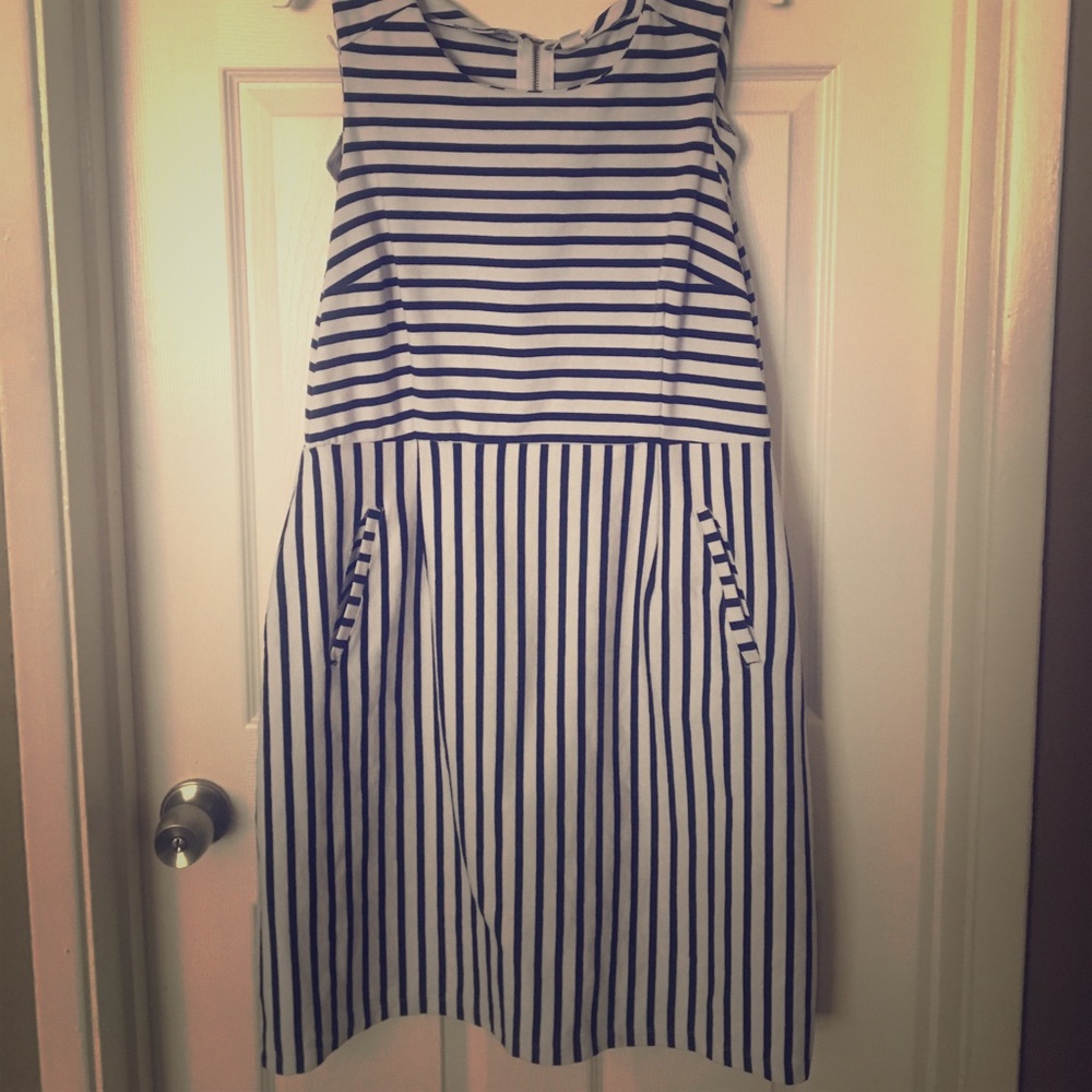 Old Navy dress
