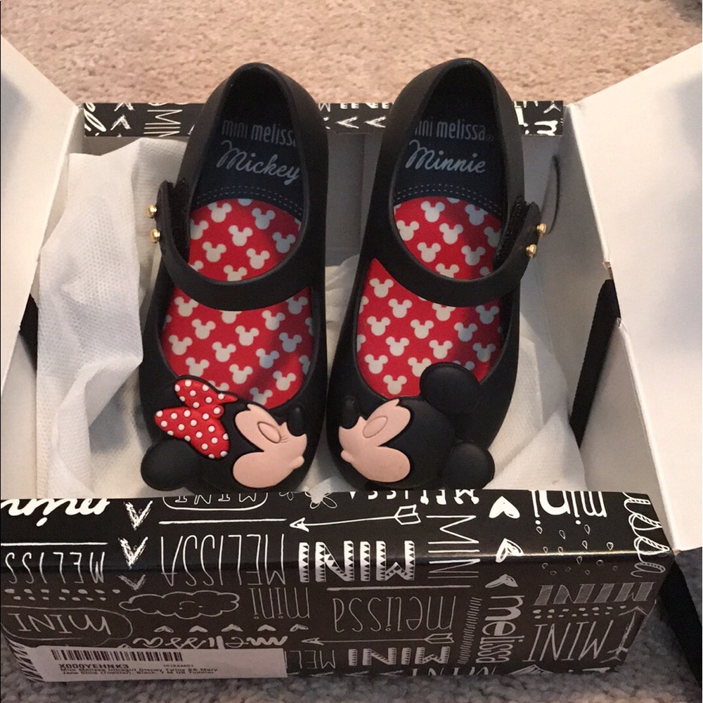 NEW mini Melissa