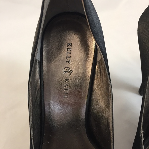 Kelly & Katie Satin Like Heels Size 7 - Picture 3 of 6