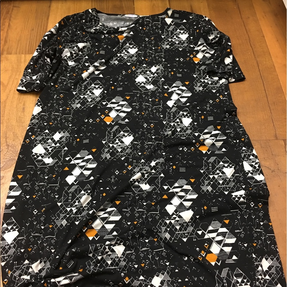 Lularoe 3x black and yellow Julia