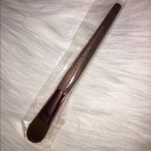 Josie Maran foundation brush