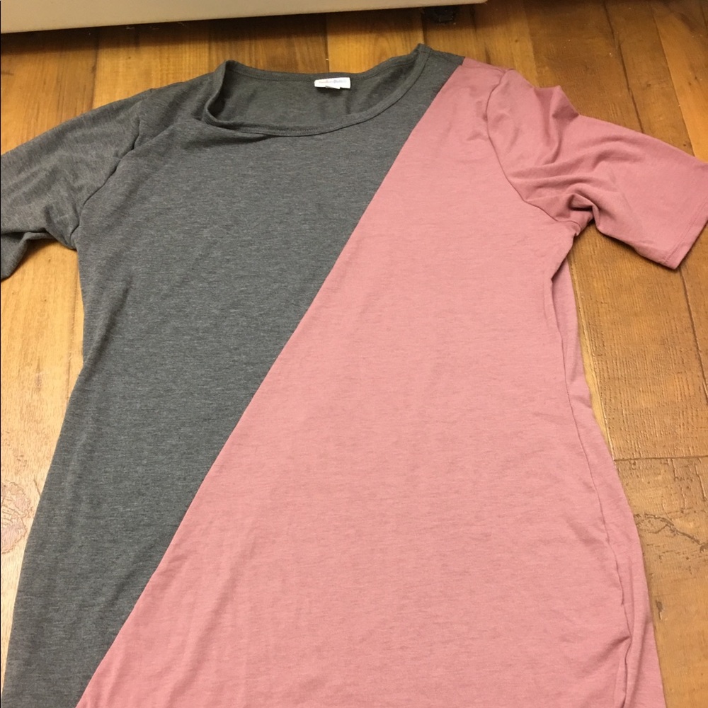 BNWOT lularoe asymmetrical Julia