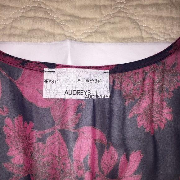 ✨Audrey 3+1 Romper - Picture 2 of 4