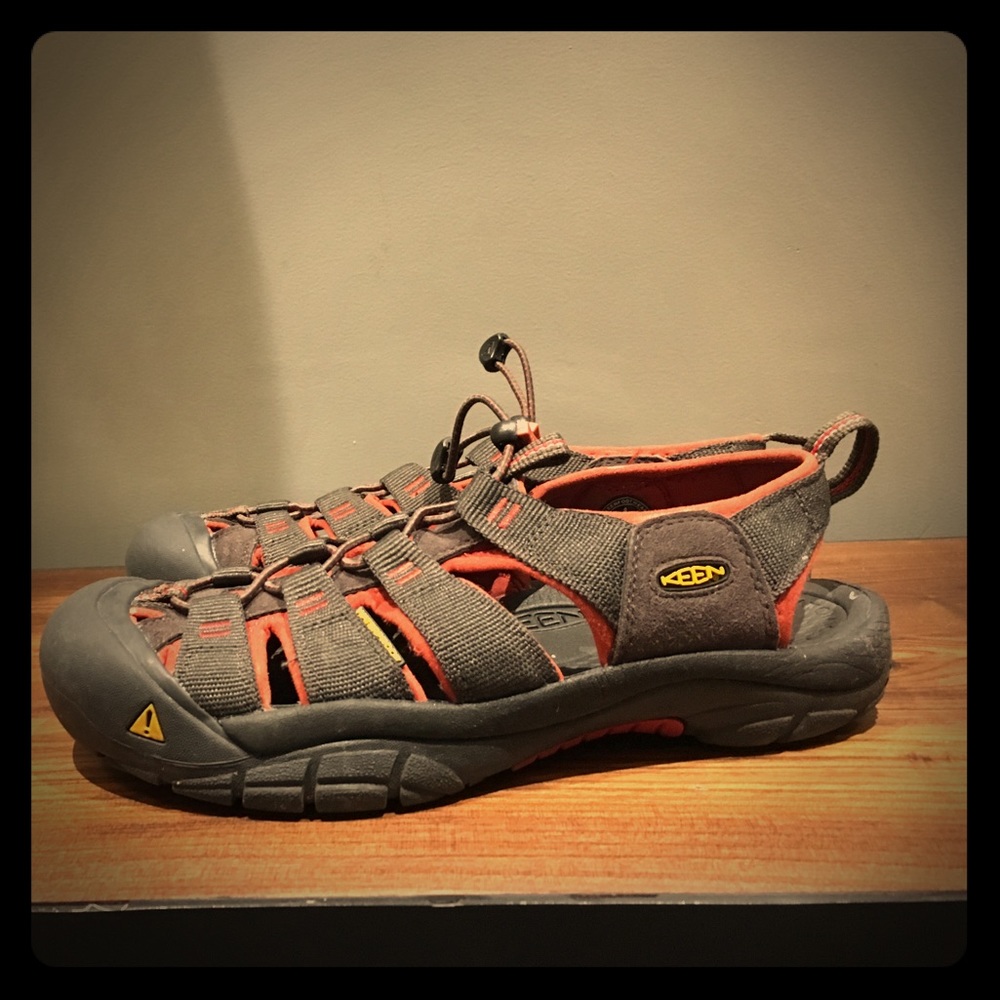 Keen sandal