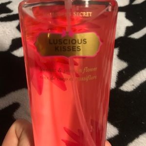 Victoria Secret Luscious Kisses retired fragrance