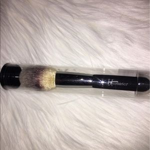 Itcosmetics wand ball brush