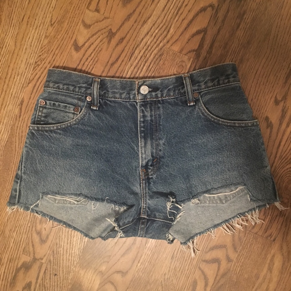 Levi cutoff shorts