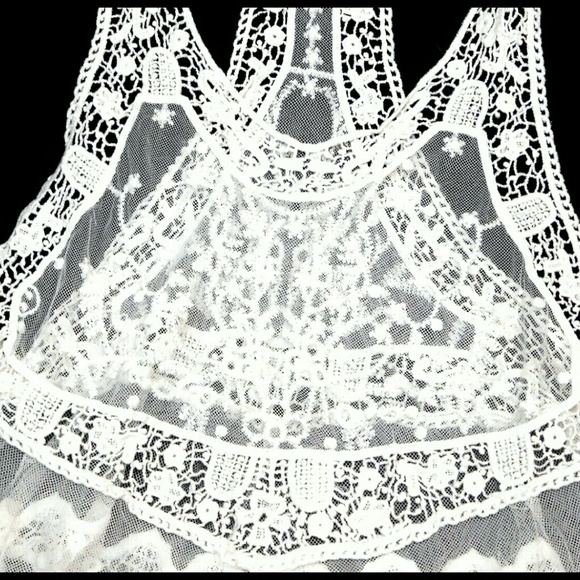 🎆WHITE LACE & MESH COVER UP OR TOP - Picture 5 of 8