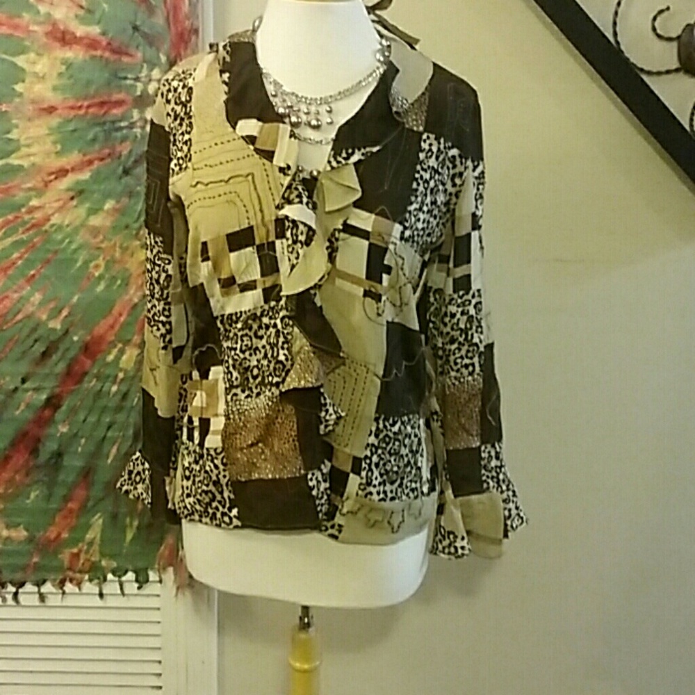 Nice pattrned shirt