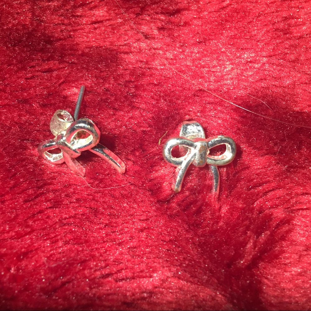 Silver Bow Earrings