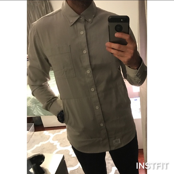 Five Four Club Foster Off-White Button Down Size M - Picture 2 of 6