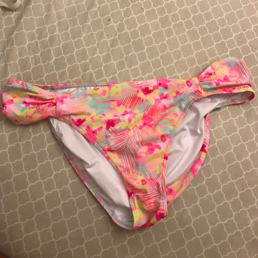 Bikini bottom
