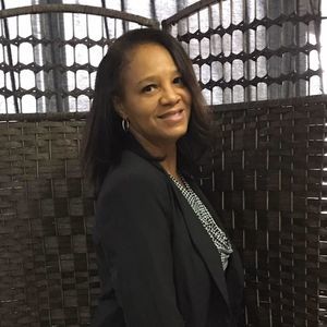 Meet your Posher, Paula