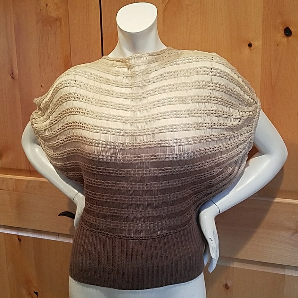 Dolman short sleeve sweater