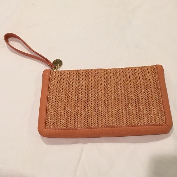 Peach Straw/Leather Clutch - Picture 1 of 5