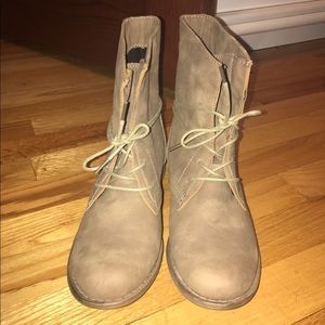 Wanted Beige Combat Boots