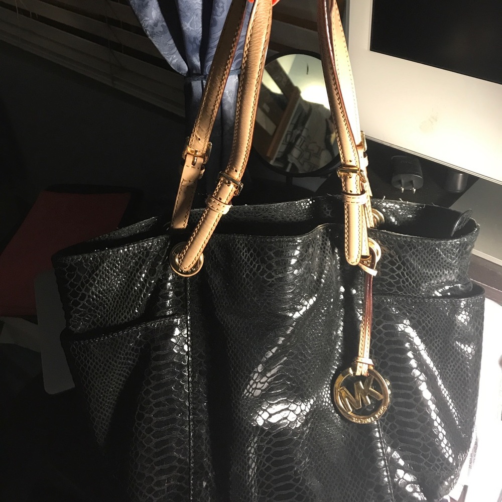 ‼️Sale‼️ Authentic Black Michael Kors Bag