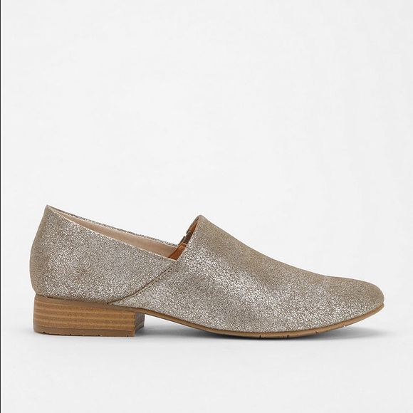 Metallic Silver Boyfriend Oxford Flats - Picture 5 of 8