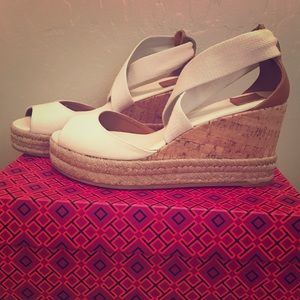 ⚡️⚡️Have to sell today!!! Tory Burch Wedges⚡️⚡️