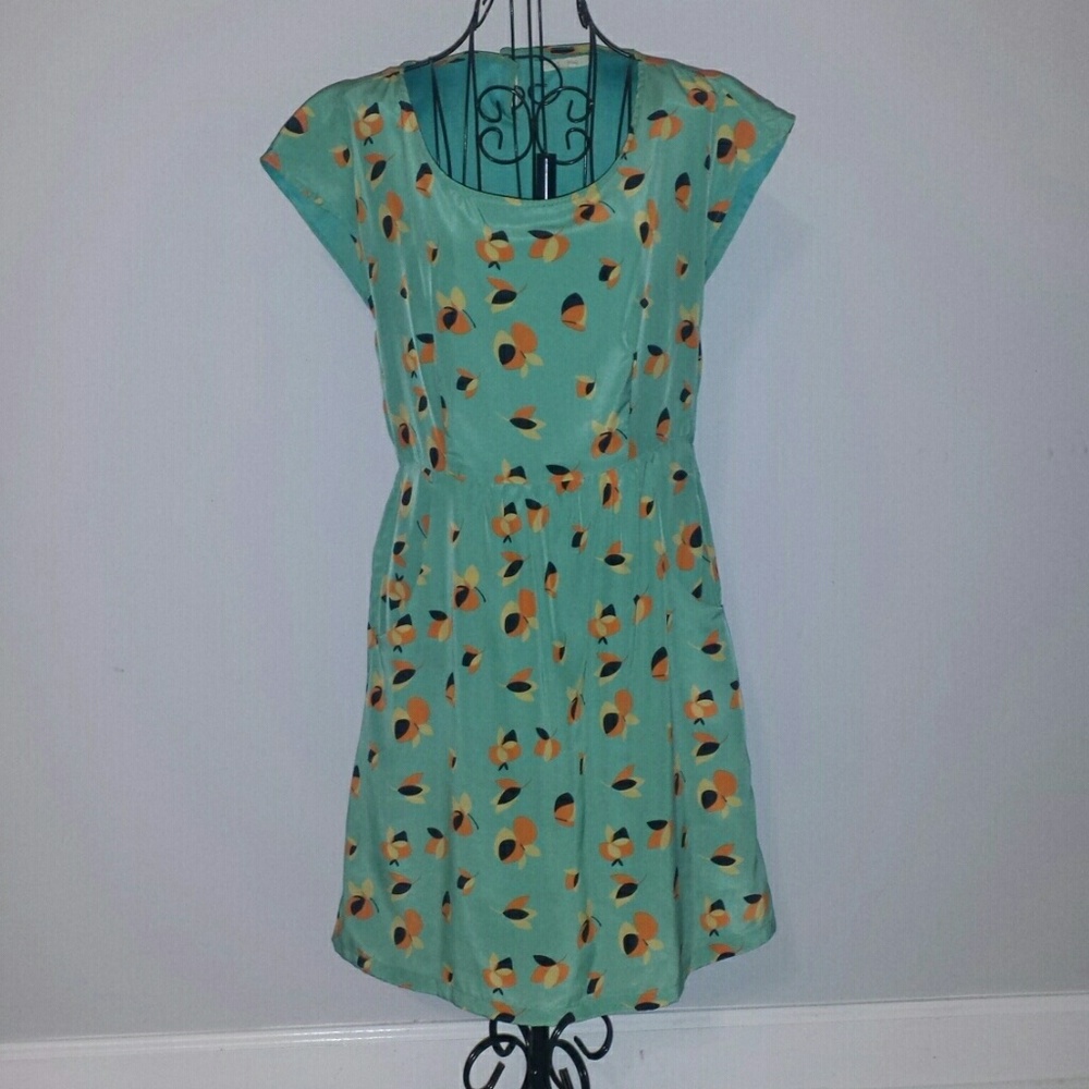 Vintage inspired mint dress with pockets