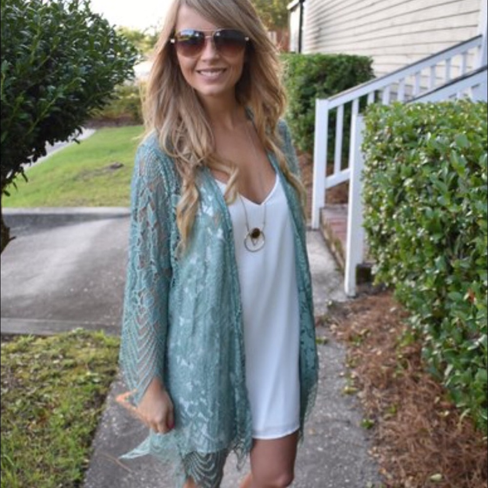 Lacy sage cardigan - Picture 3 of 4