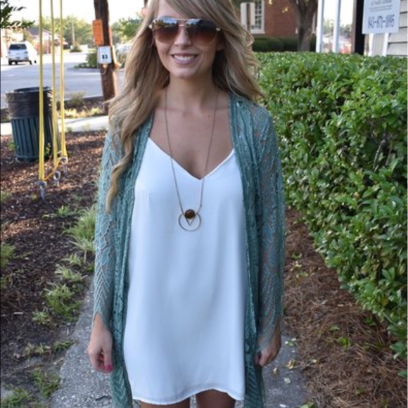 Lacy sage cardigan - Picture 2 of 4