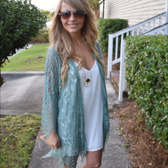 Lacy sage cardigan - Picture 3 of 4