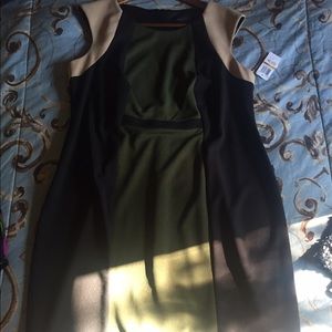 Connected Apparel olive/black dress