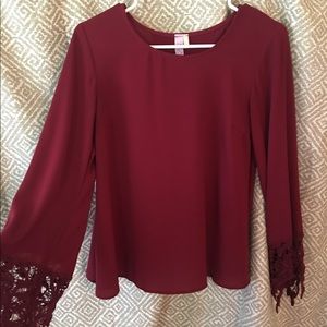 Alya Split Back Blouse