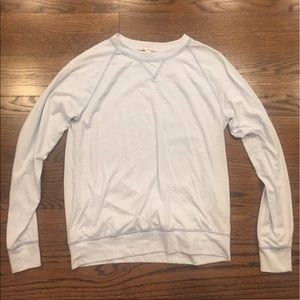 light blue gap t shirt