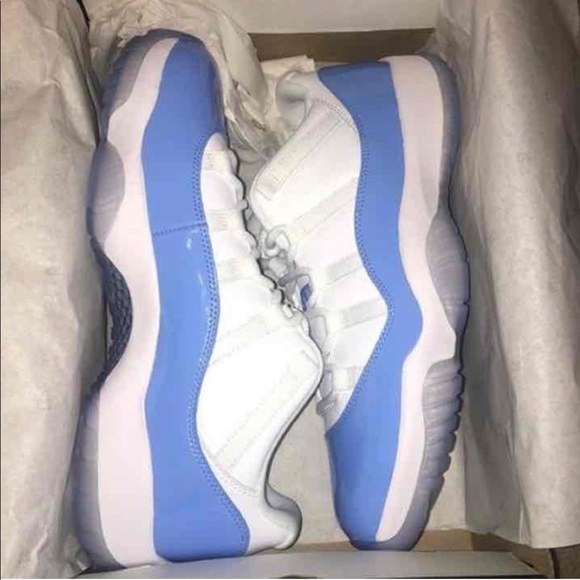 Jordan 11 UNC - Picture 1 of 1