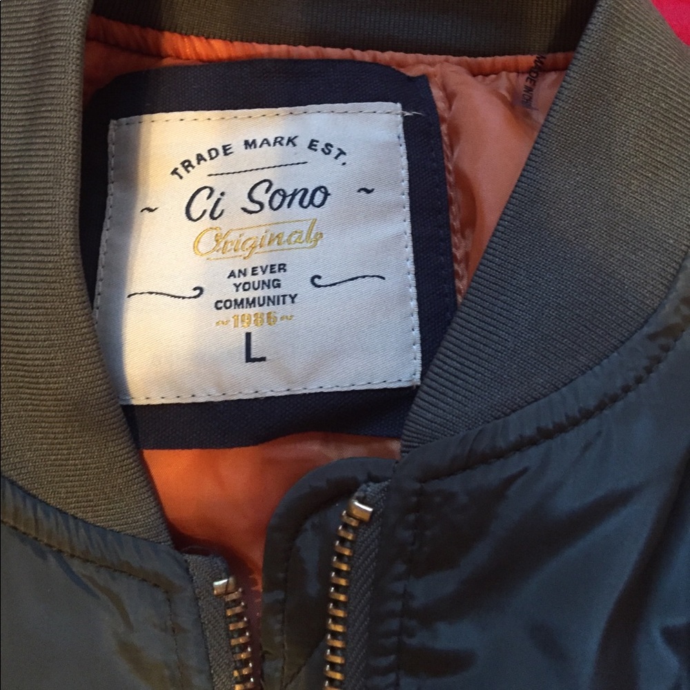 Bomber Jacket - Picture 2 of 4
