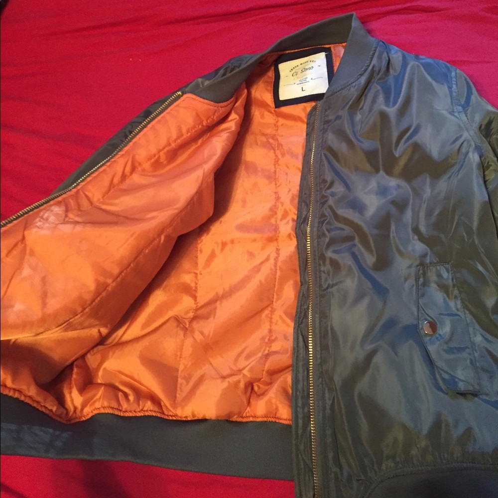 Bomber Jacket - Picture 3 of 4