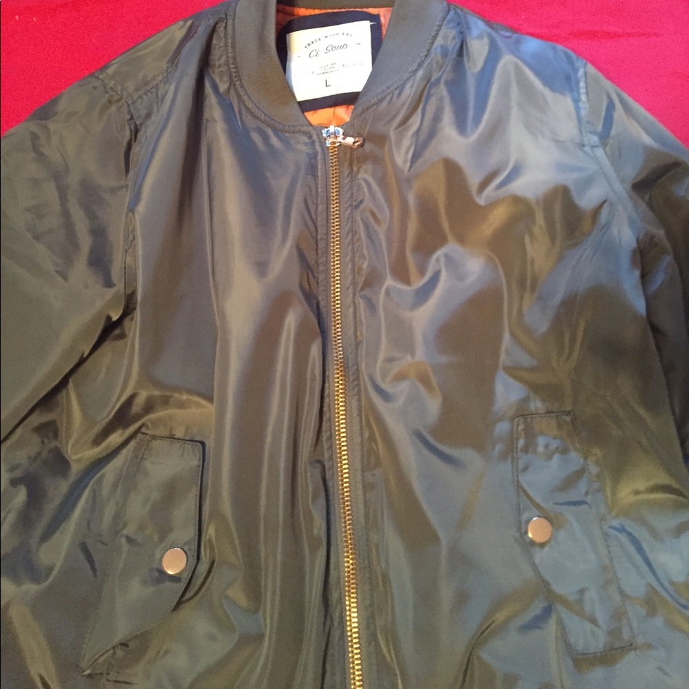 Bomber Jacket - Picture 4 of 4