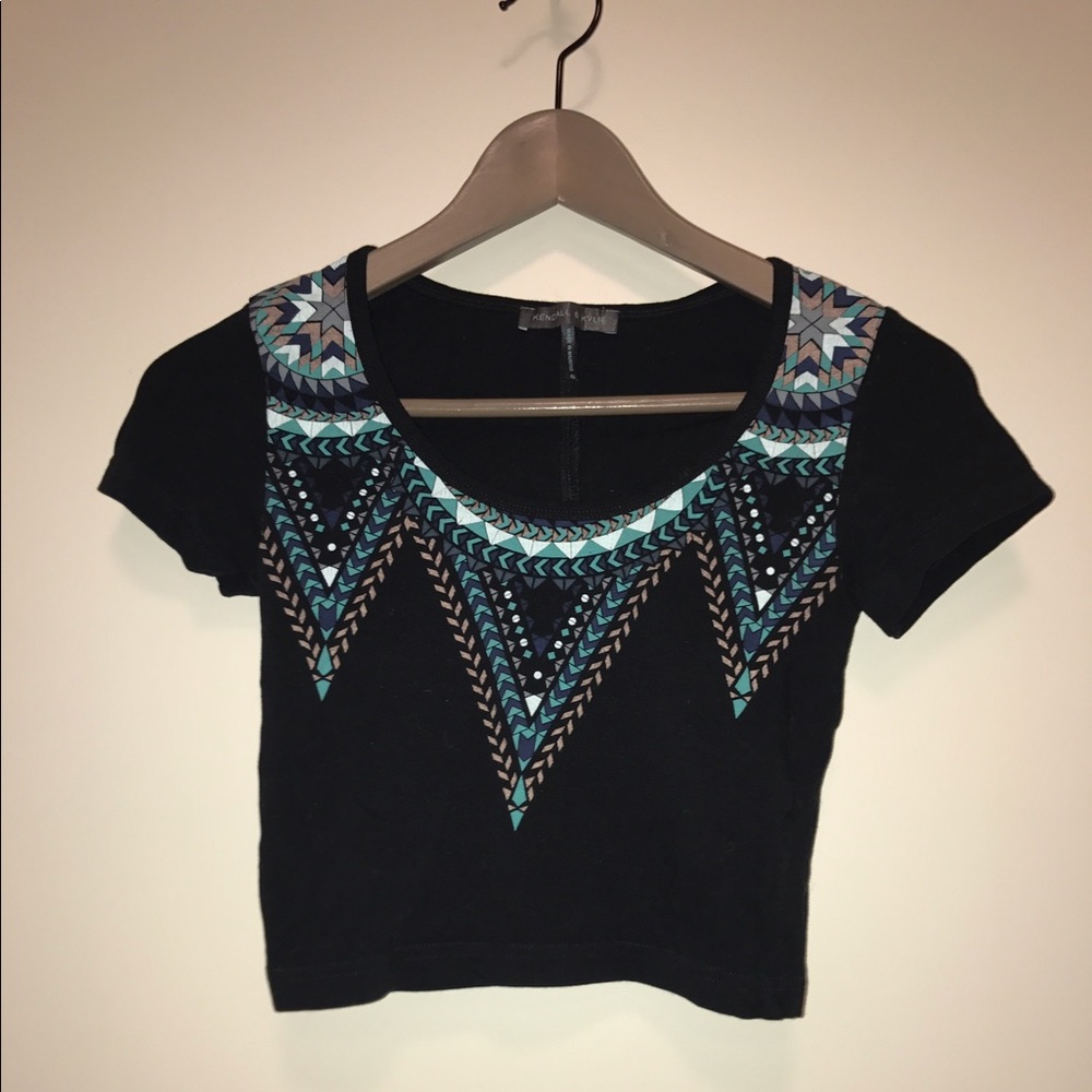 Kendall and Kylie crop size small