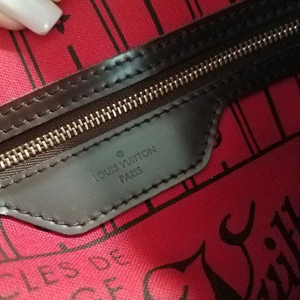 SOLD 💯Authentic Neverfull PM 👜🛍🎁 - Picture 4 of 8