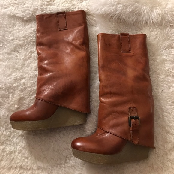 Geste brown/tan leather platform boots, size 7. - Picture 2 of 8